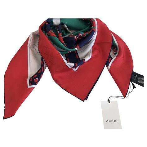 foulard gucci ultimi disegni 2019|foulard Gucci donna firmata.